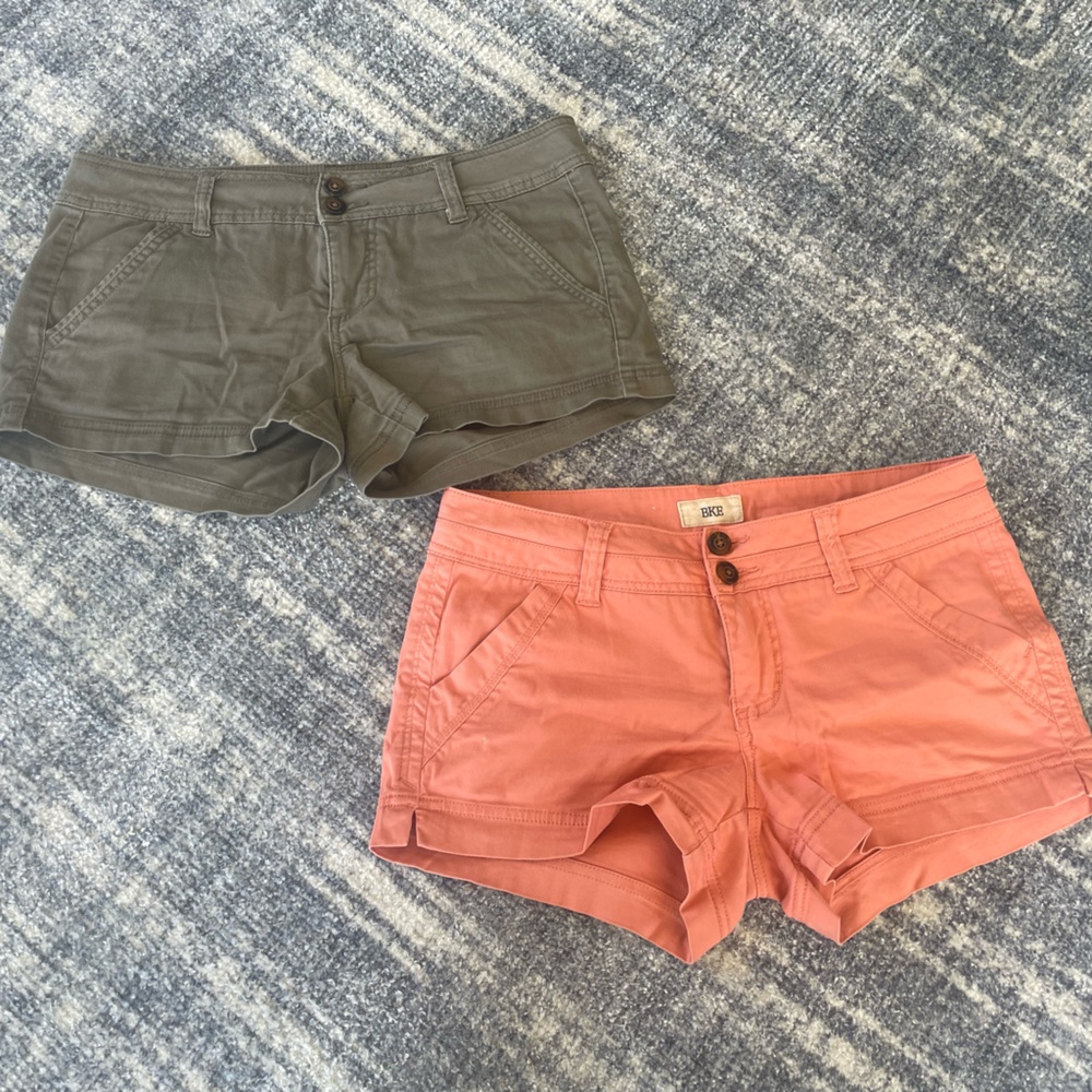 2 pairs BKE shorts size 27